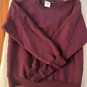 Aritzia Sweatfleece Perfect Fit Crewneck Sweatshirt - Sumac Burgundy